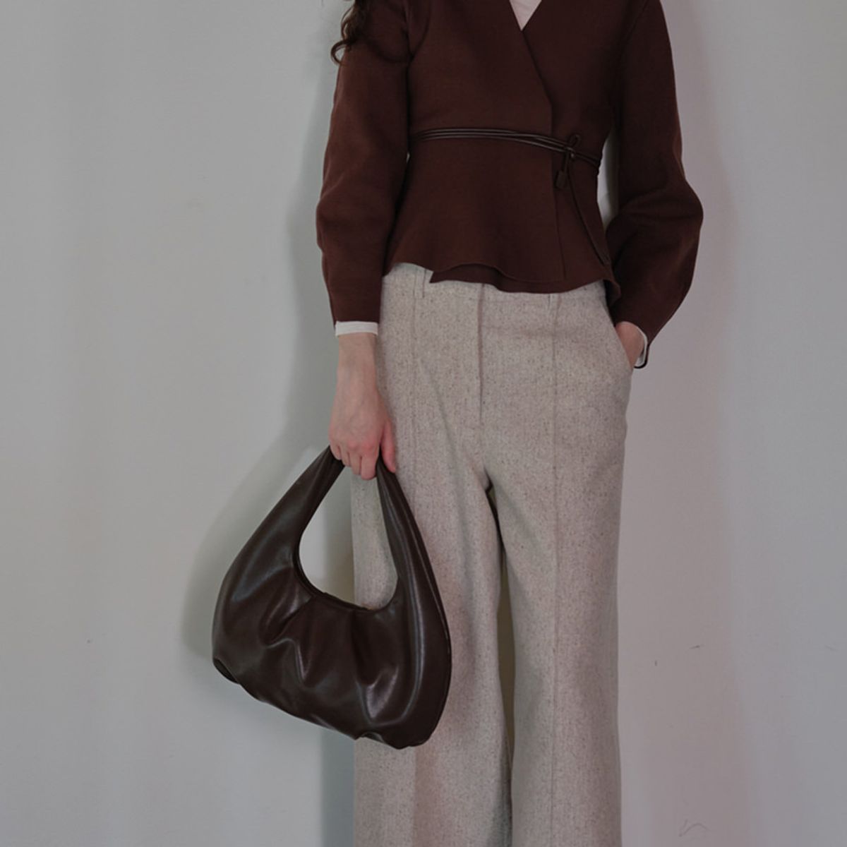 로서울(ROH SEOUL) Lua shoulder bag Umber