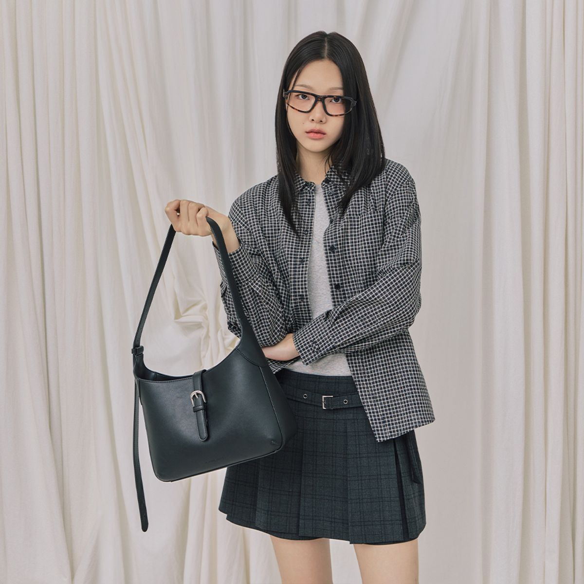 랩(LAP) BUCKLE STRAP SHOULDER BAG AR7AB823