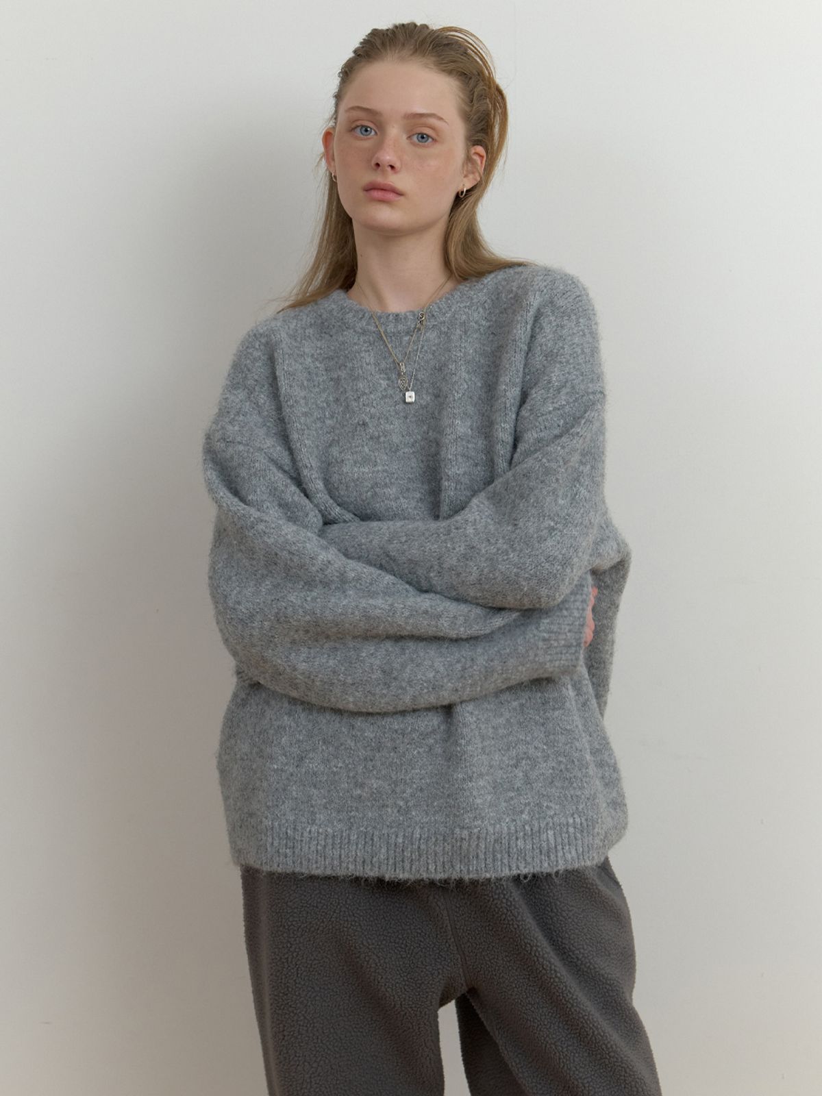 더미튼(THEMITTEN) Vert overfit knit (gray)