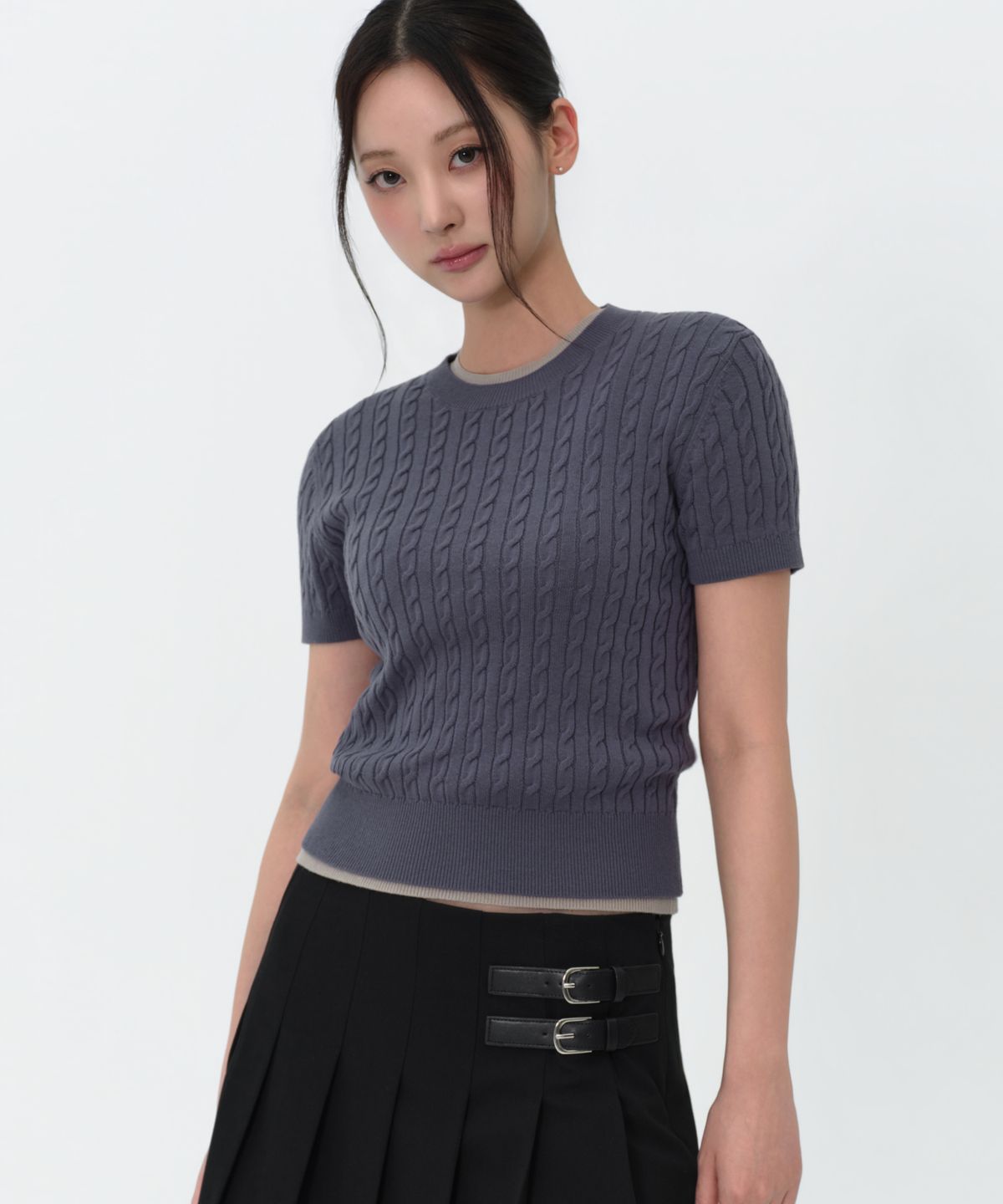 무신사 스탠다드 우먼(MUSINSA STANDARD WOMAN) 우먼즈 케이블 크루 넥 반소매 니트 [블루 그레이]