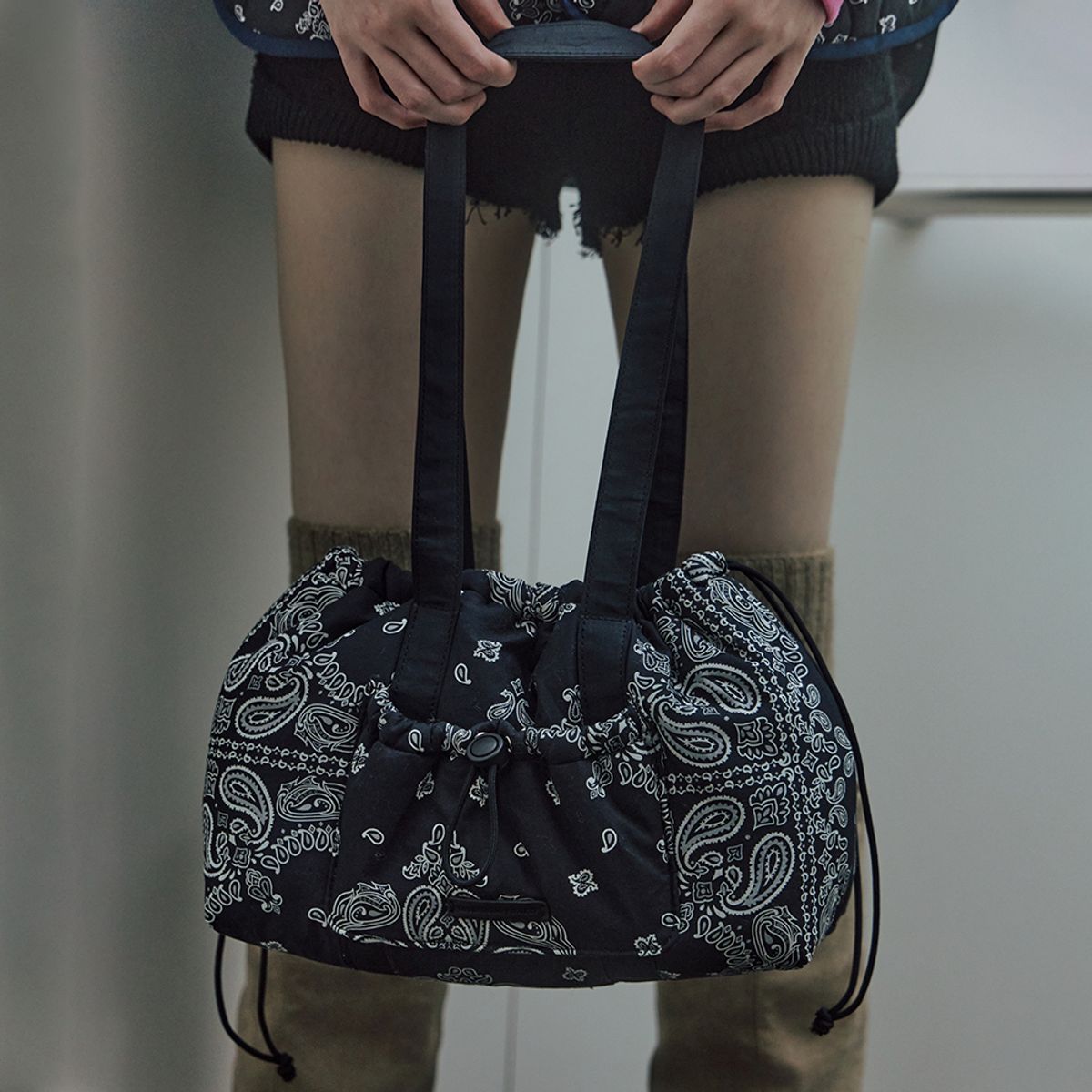 랩(LAP) PAISLEY STRING SHOULDER BAG AR7ABA21