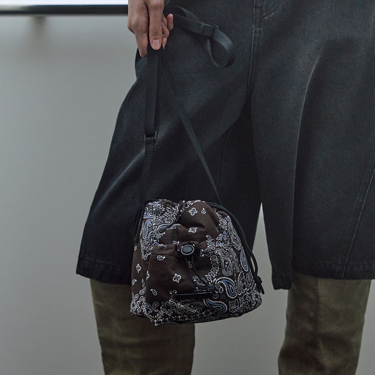 랩(LAP) PAISLEY BUCKET BAG AR7ABA41