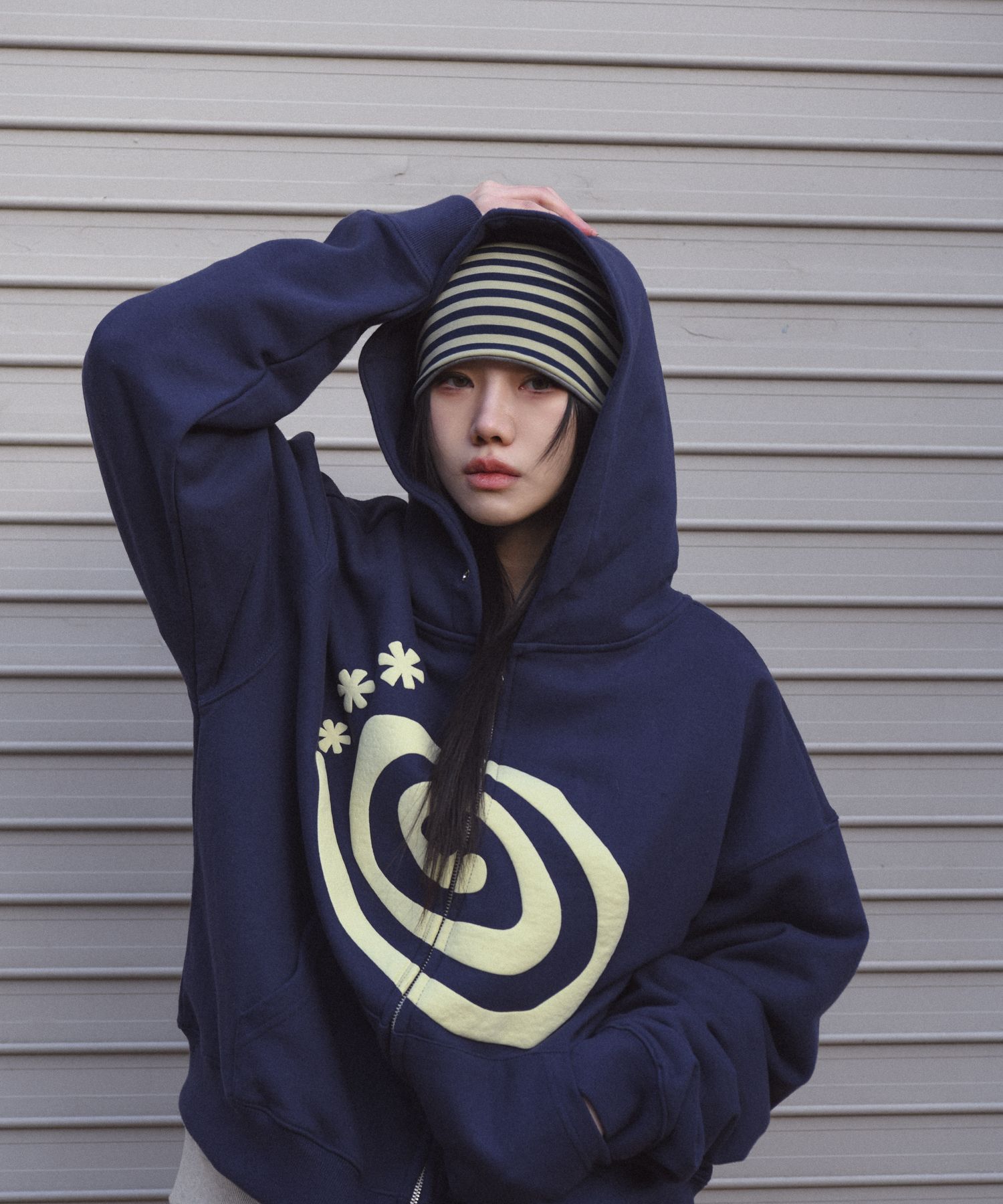 ゆ*ん様 AAKAM Molly Hoodie Zip Up NAVY ジップパ MUSINSA | AMOU Molly Hoodie Zip Up NAVY