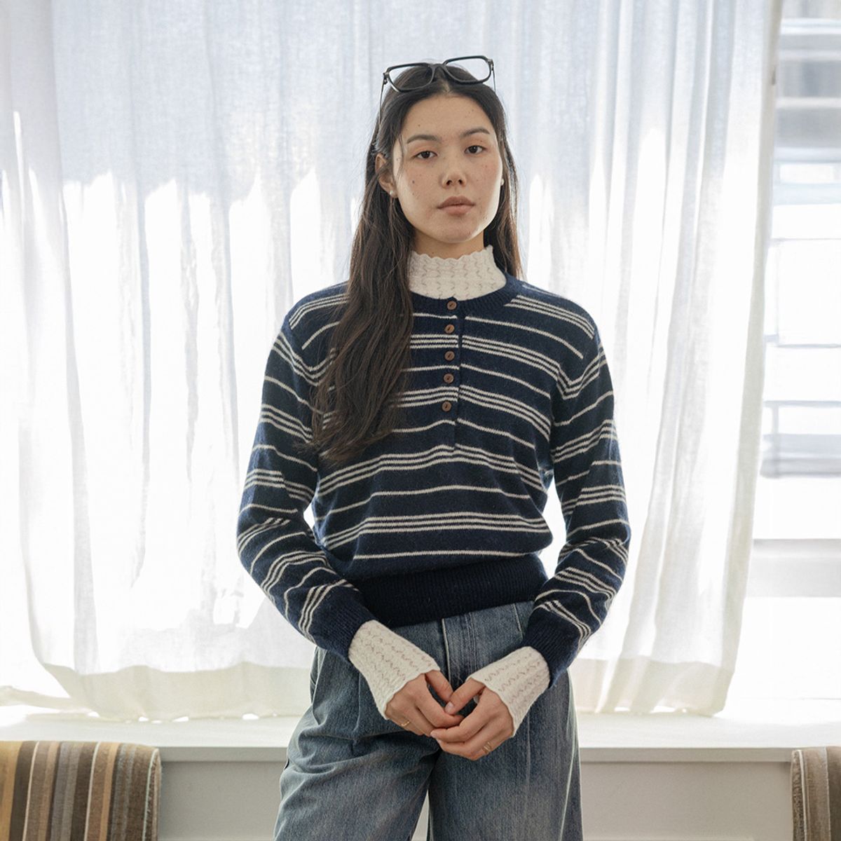 랭썬(LANGSON) LS_Crew neck button striped knit top_2color