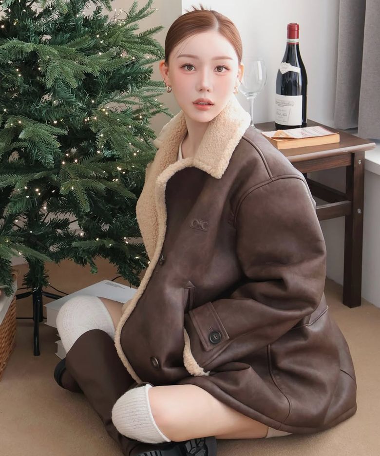 무스탕 하프 코트 [BROWN]