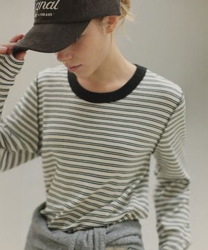 보니 크루넥 S/T 티셔츠