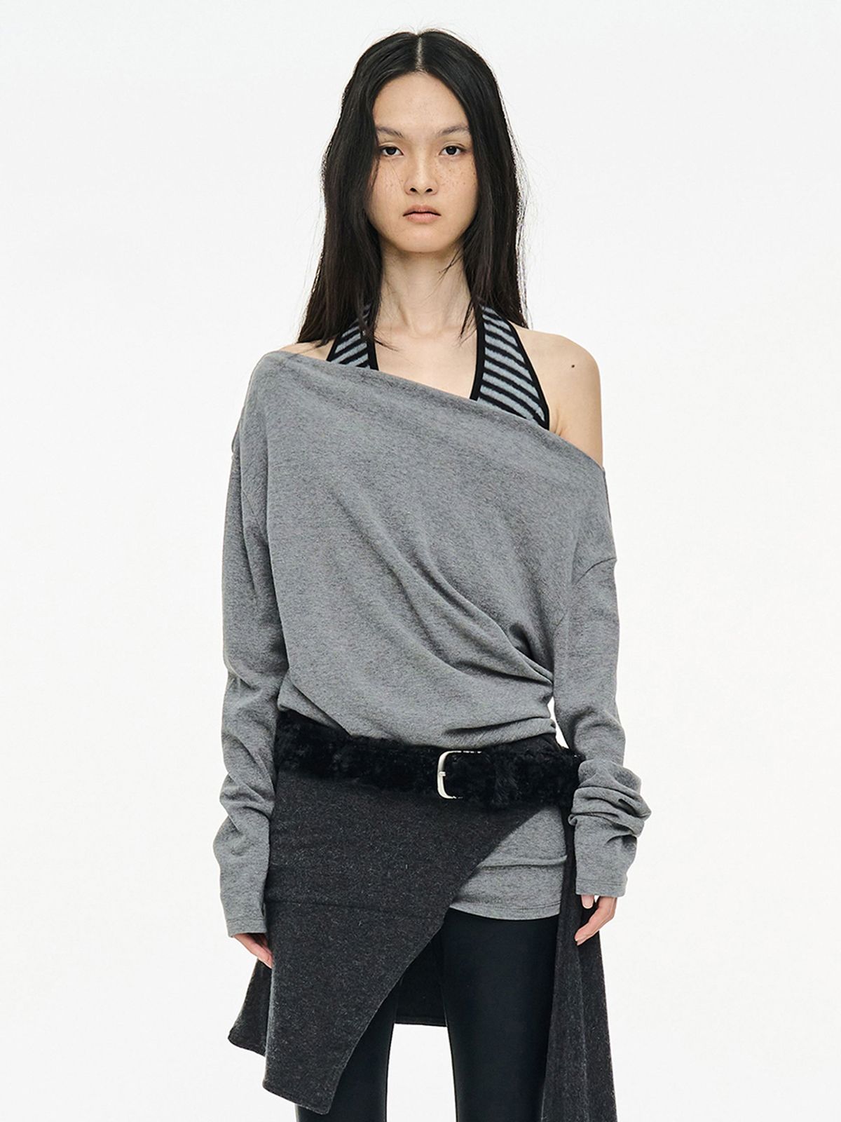 세릭(CERRIC) INCISION TAPERED TOP / GRAY