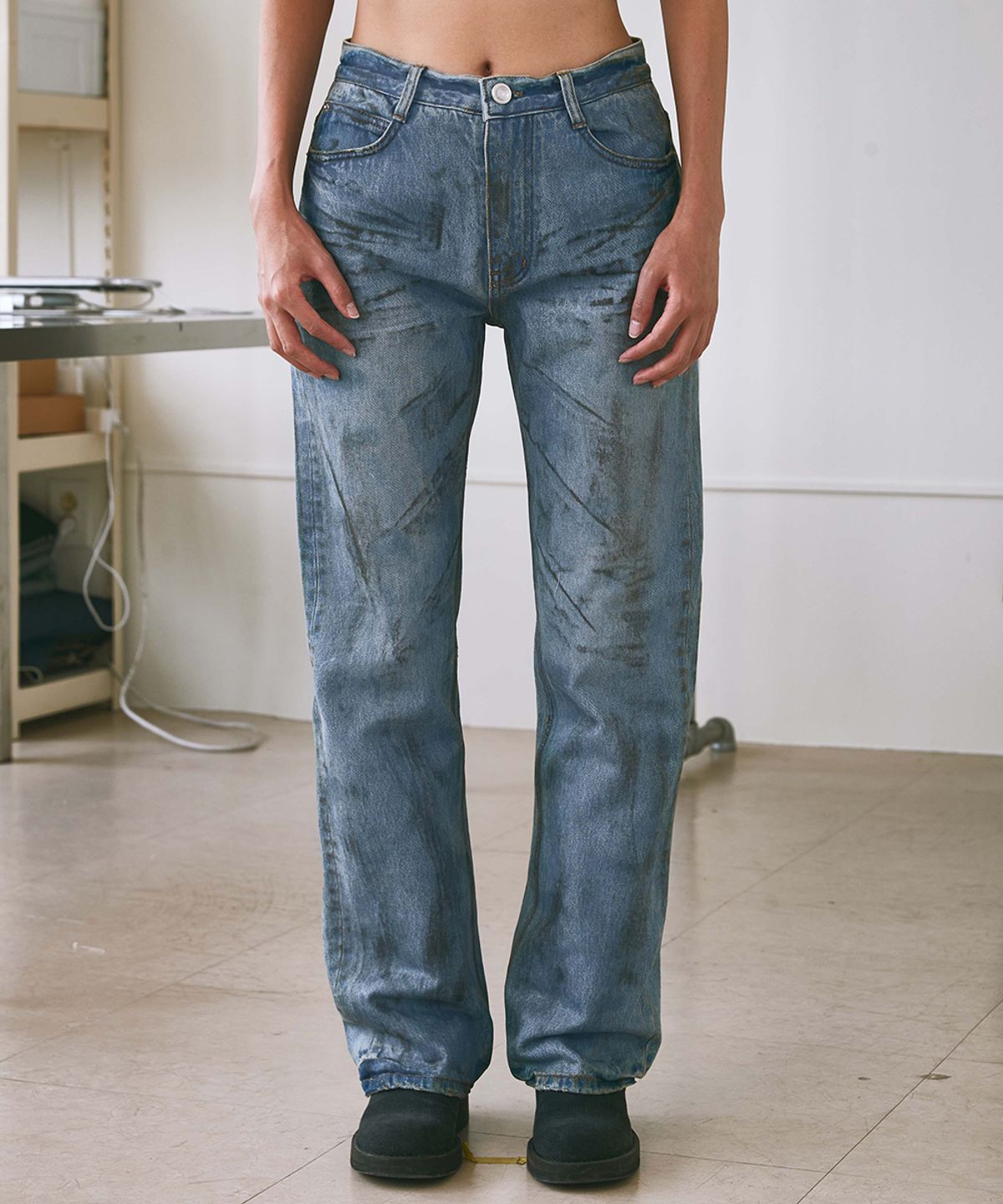 세븐틴엔드(17END) F 0032 POLLUTED JEANS