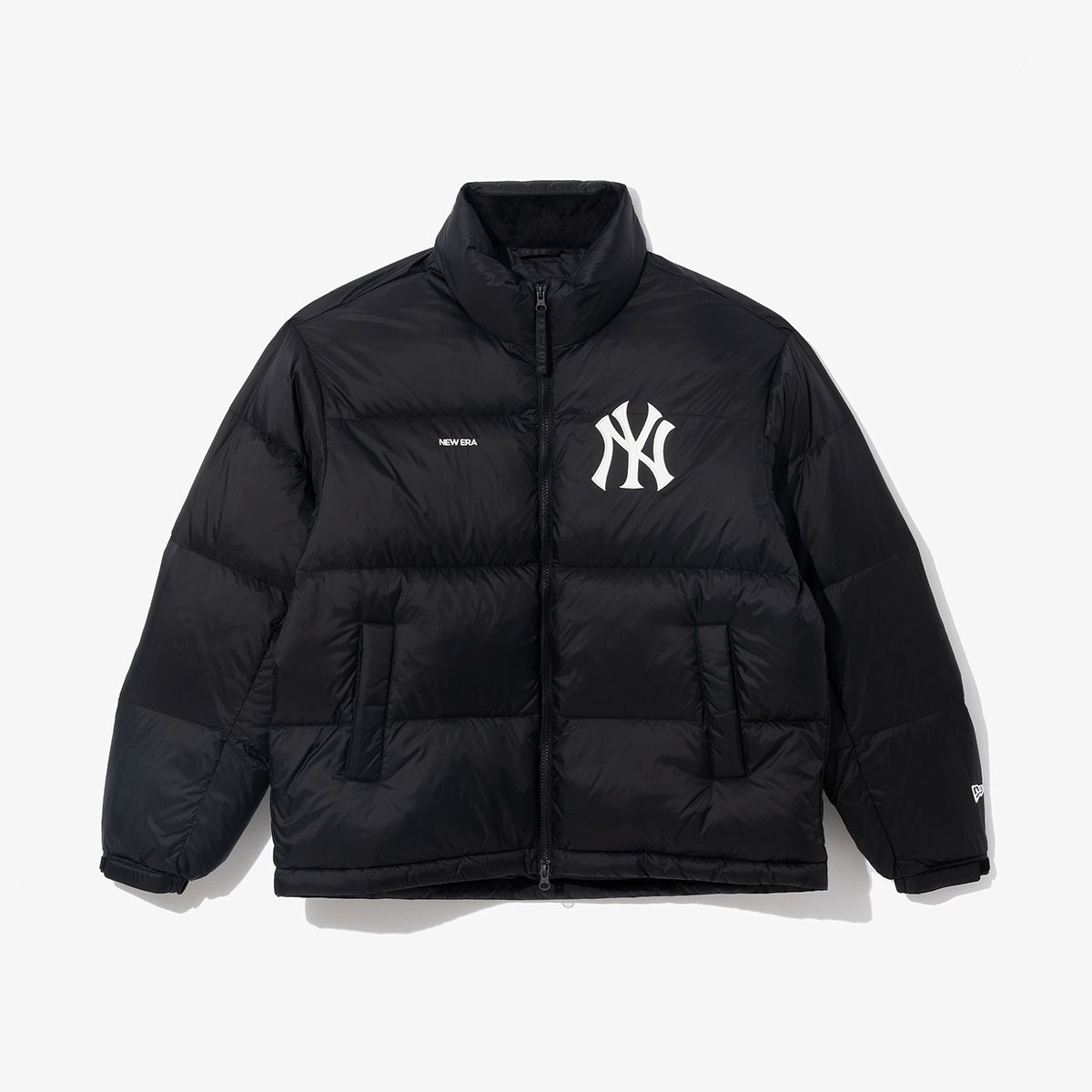 뉴에라(NEW ERA) MLB 뉴욕 양키스 푸퍼 다운 재킷 블랙 14742024