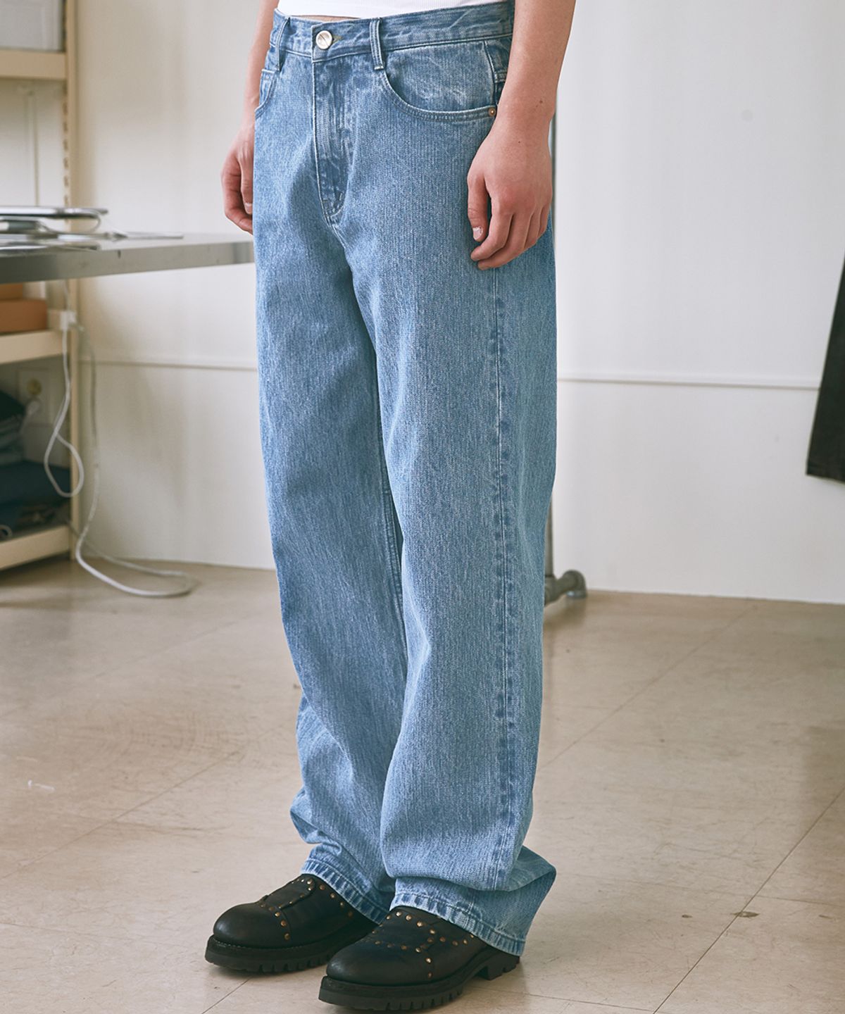 세븐틴엔드(17END) M 009 STRIPED DENIM JEANS
