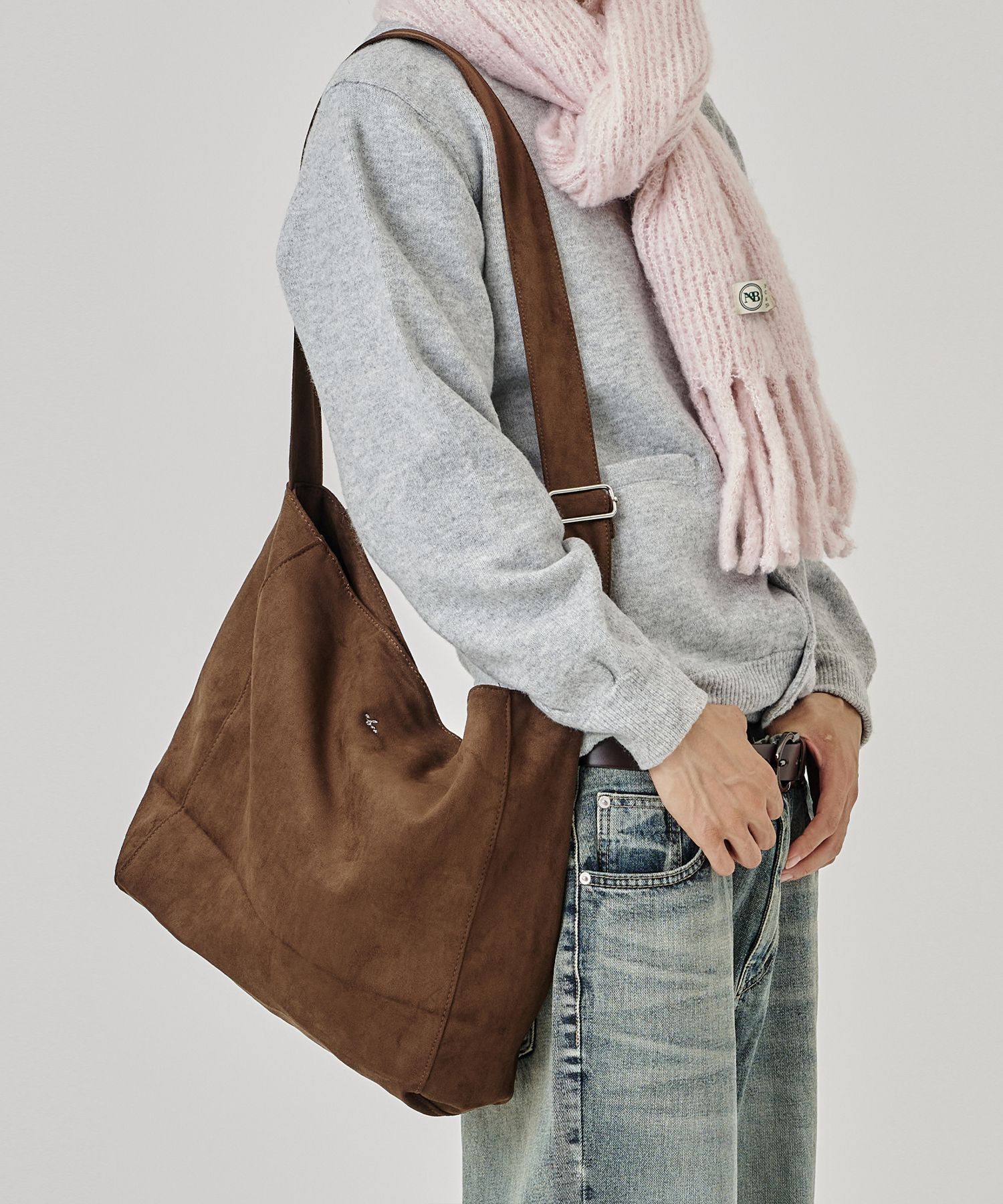 Shop Messenger & Crossbody Bags at MUSINSA