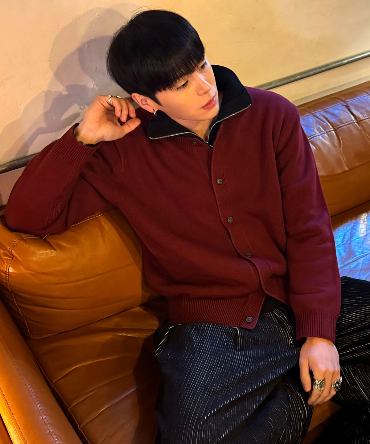 유라이프지(ULIFEZIP) 베이직 라운드넥 니트 버튼 가디건 4 Color [ULZG_0001]