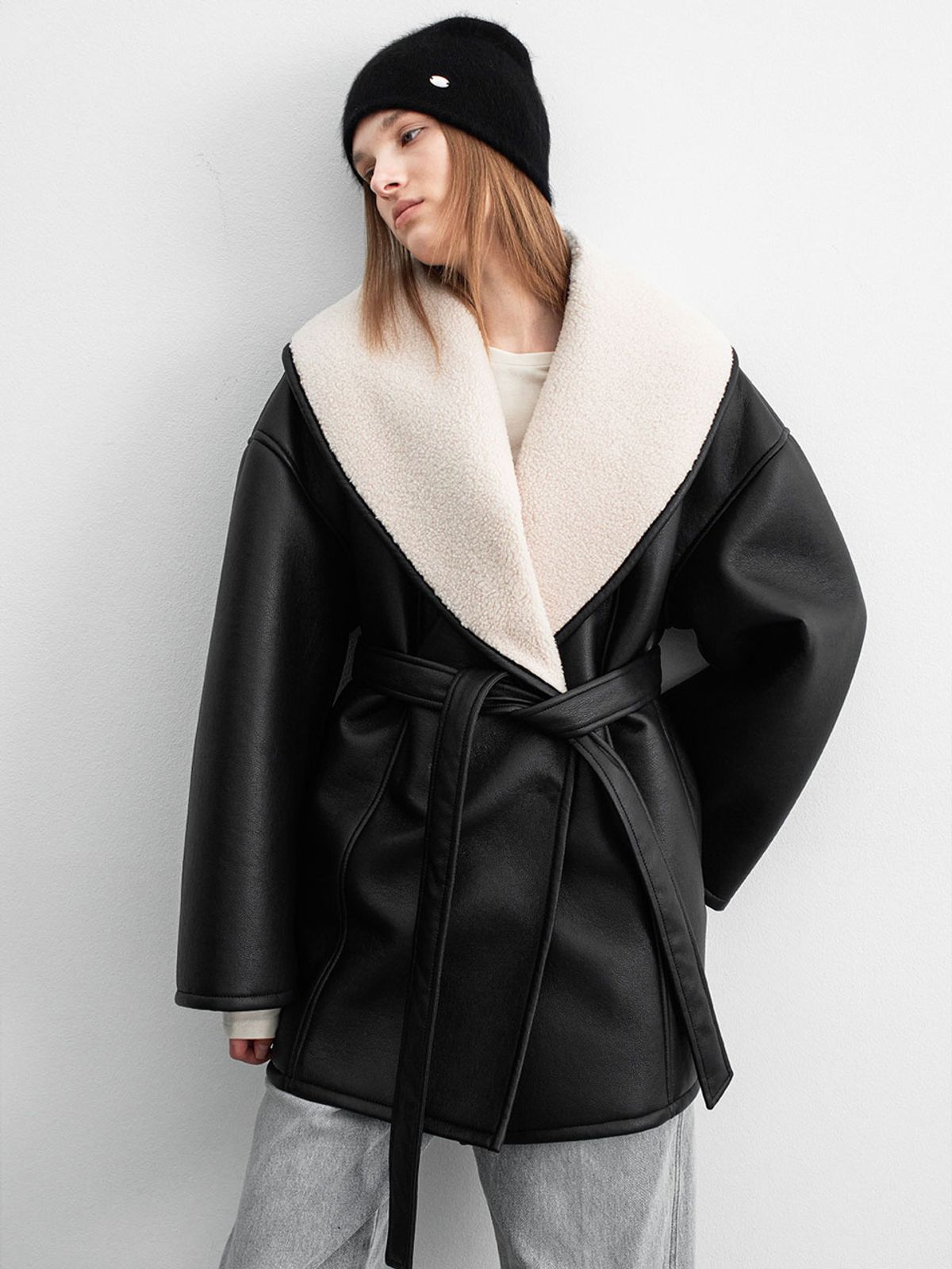 아틀리에 나인(ATELIER NAIN) (CT-1473)VOLUME COLLAR LEATHER MUSTANG S