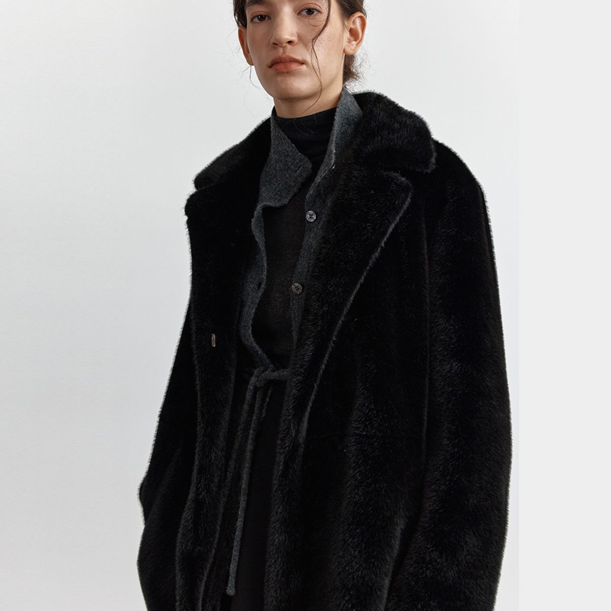 퍼블리카엑스(PUBLICKA X) NAEL FUR HALF COAT BLACK