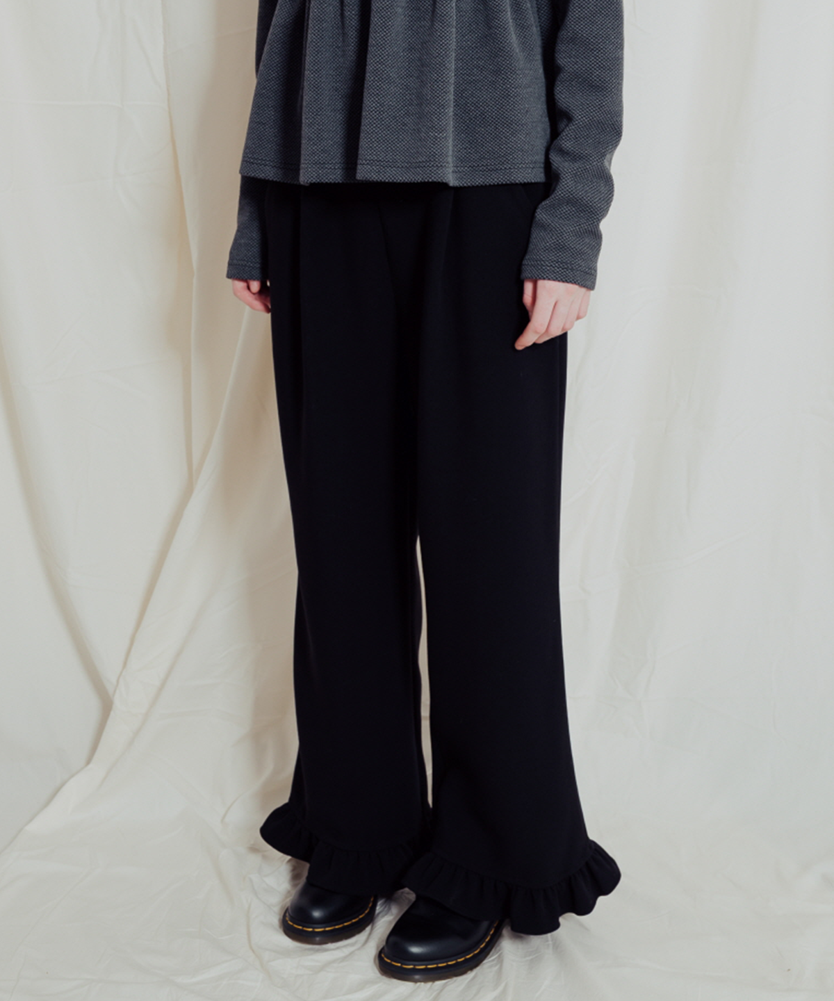 테레루(TERERU) Folding Lace-up Pants Black