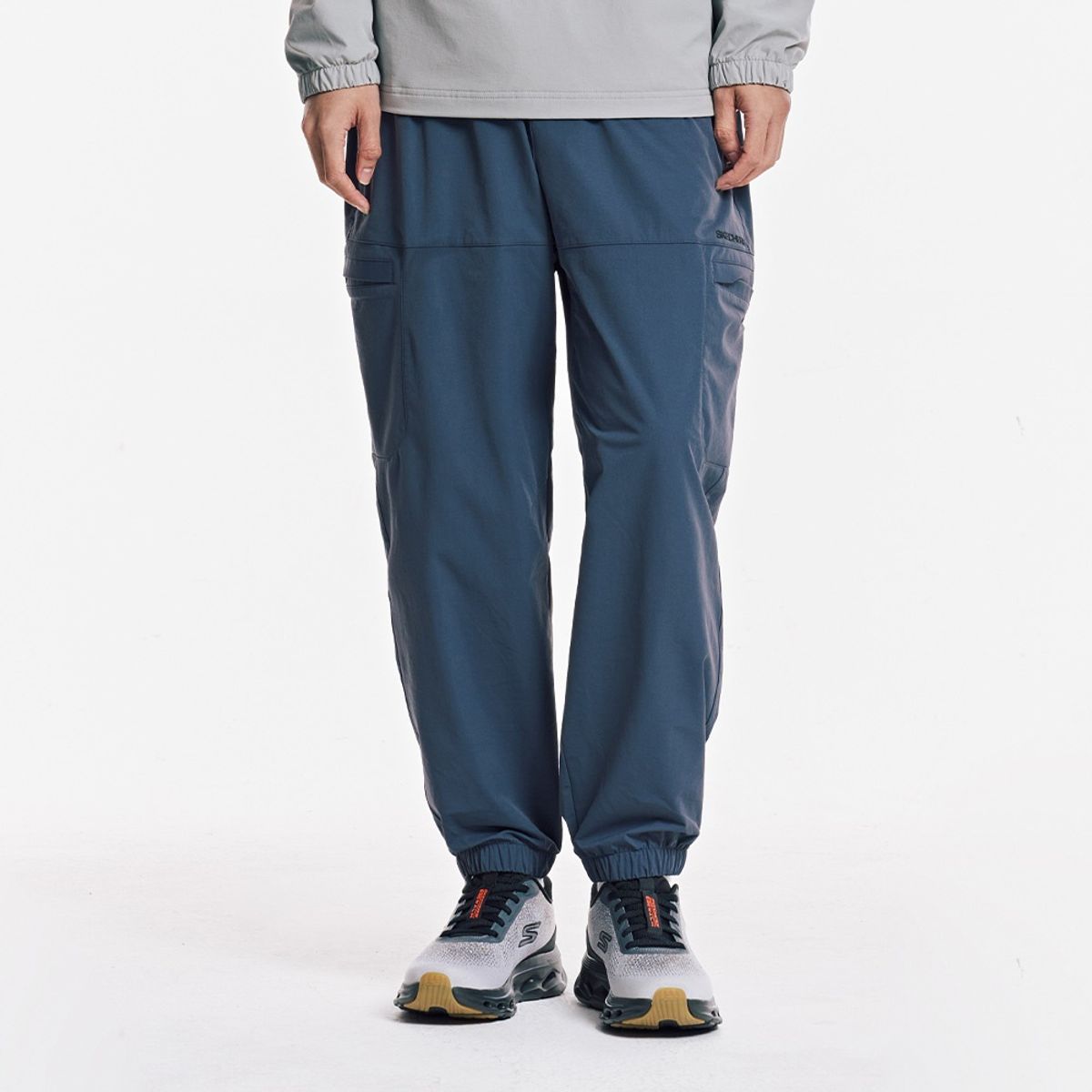 스케쳐스(SKECHERS) 남성 우븐 카고 팬츠_SP3MPCFF011