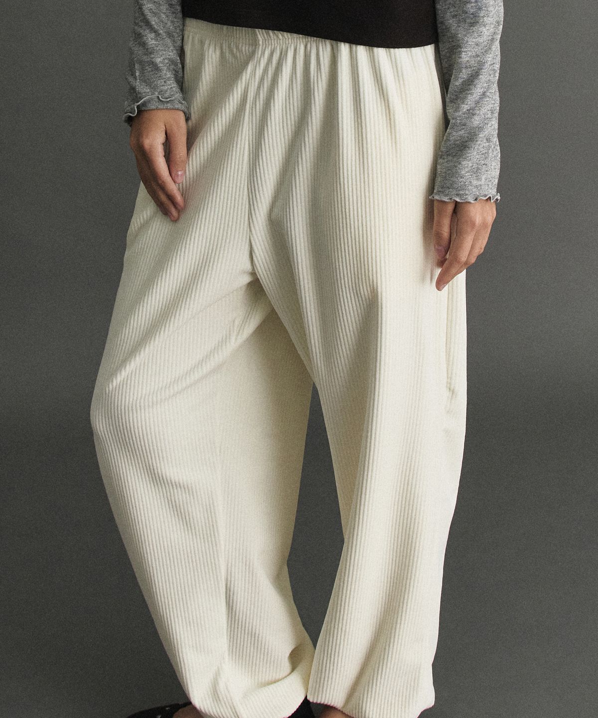 디어스토커(DEARSTALKER) NELLA BALLOON JOGGER PANTS - CREAM