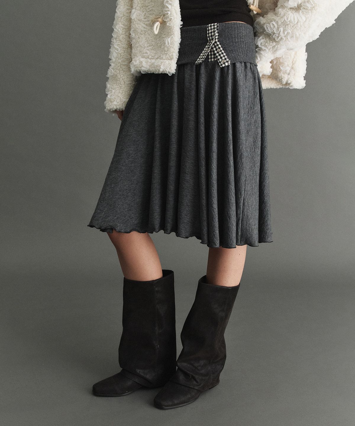 디어스토커(DEARSTALKER) LAMIA KNIT FLARED MIDI SKIRT - CHARCOAL