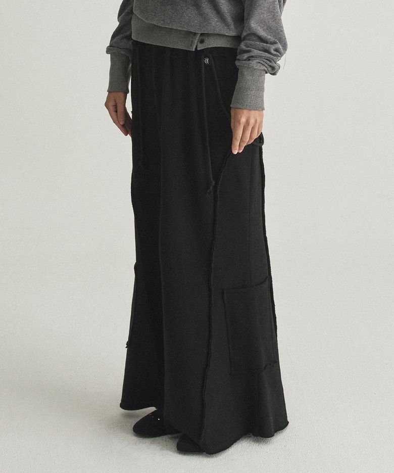 BRIANNA CARGO MAXI SKIRT - BLACK
