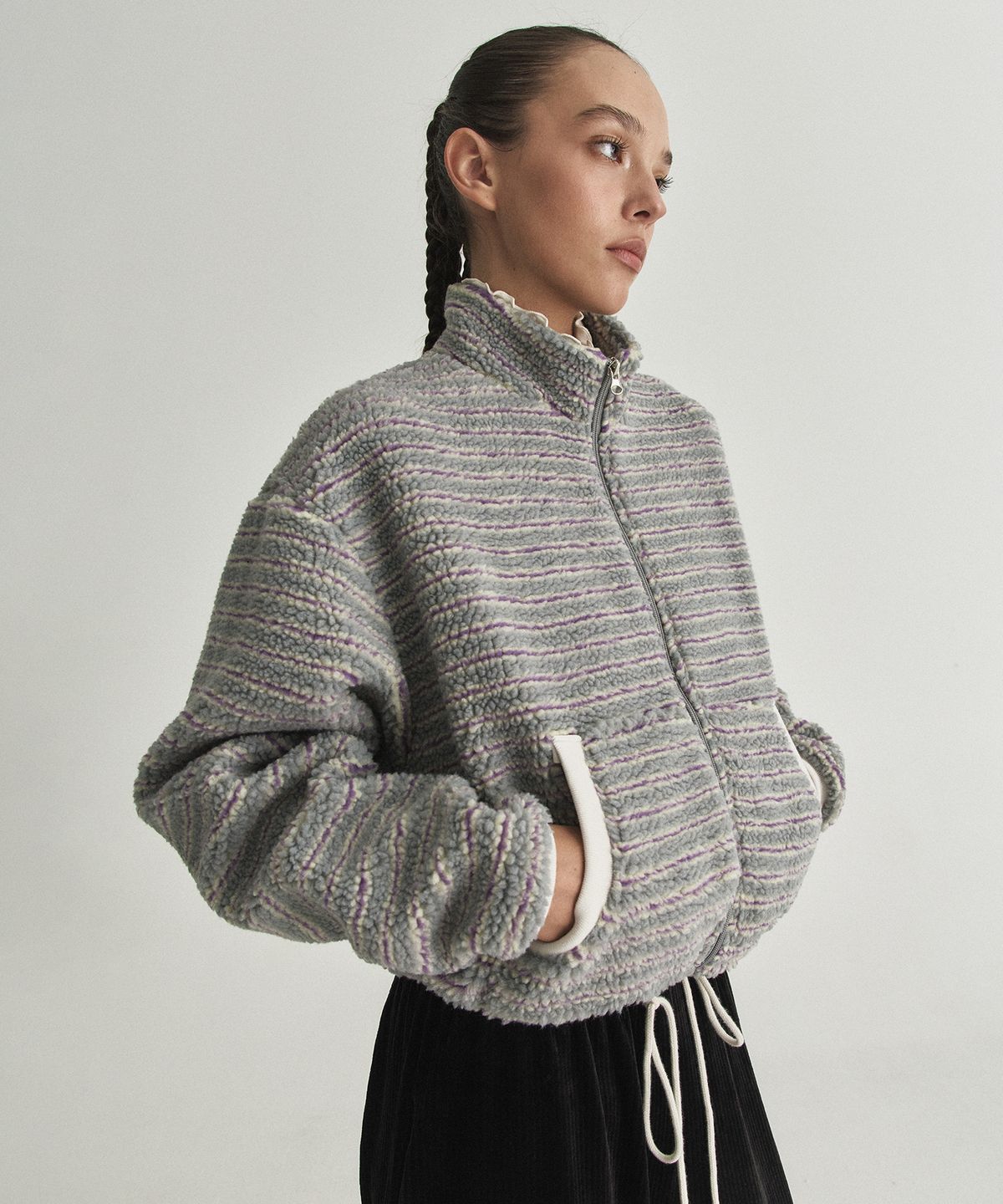 디어스토커(DEARSTALKER) CIRCLE STRIPE FLEECE JUMPER - GREY