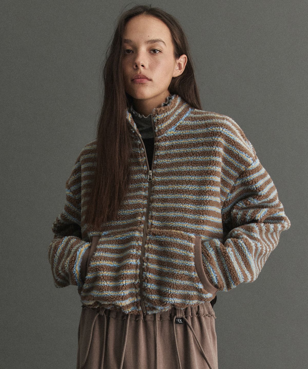 디어스토커(DEARSTALKER) CIRCLE STRIPE FLEECE JUMPER - BROWN