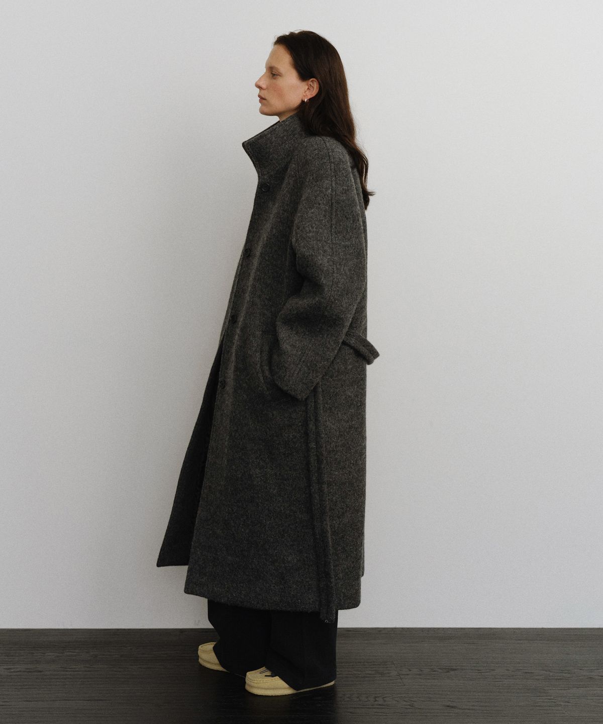 유라고(URAGO) Wool high neck belted coat_Charcoal
