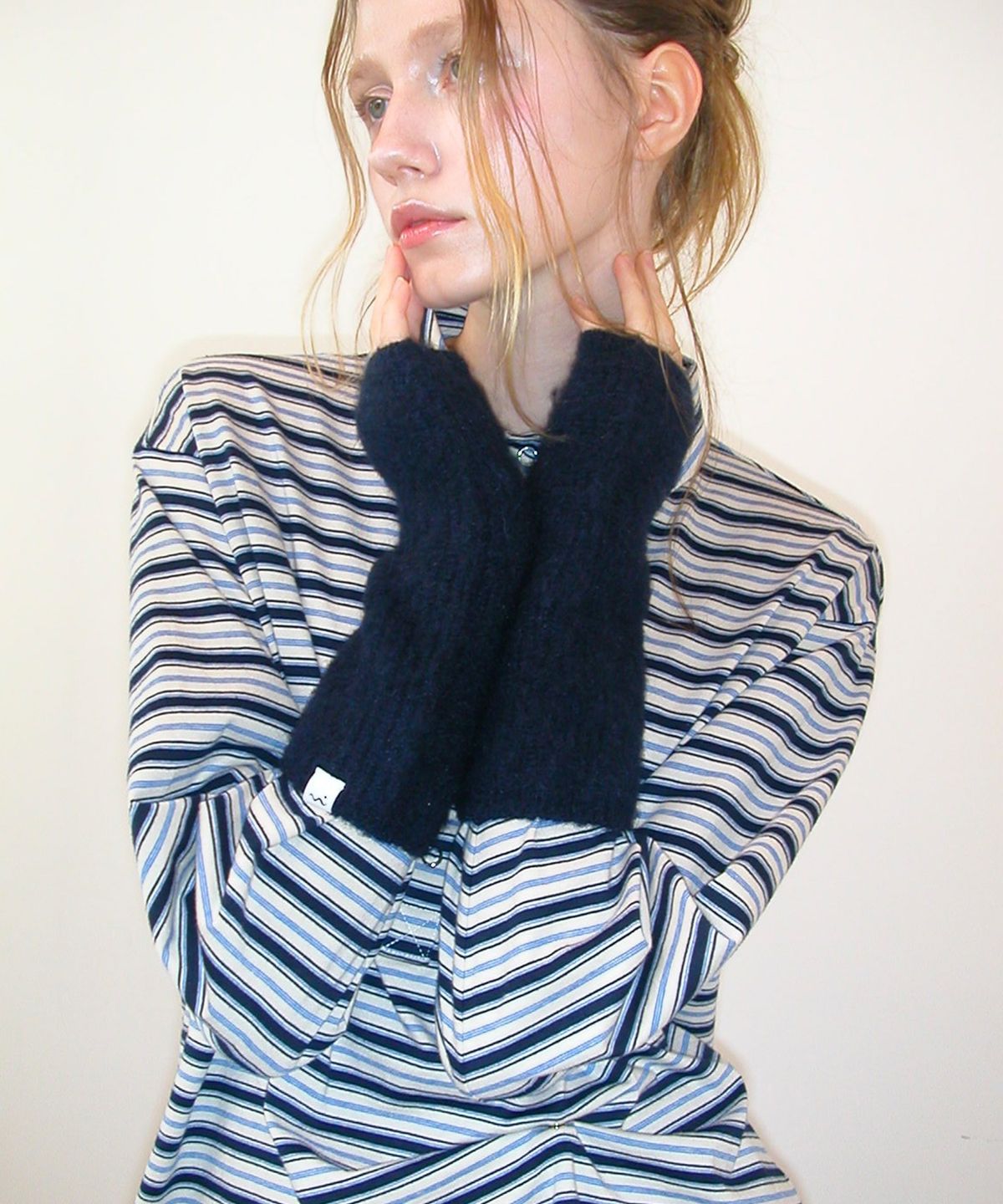 포에브(POEV) Fluffy Hand Warmer - Navy