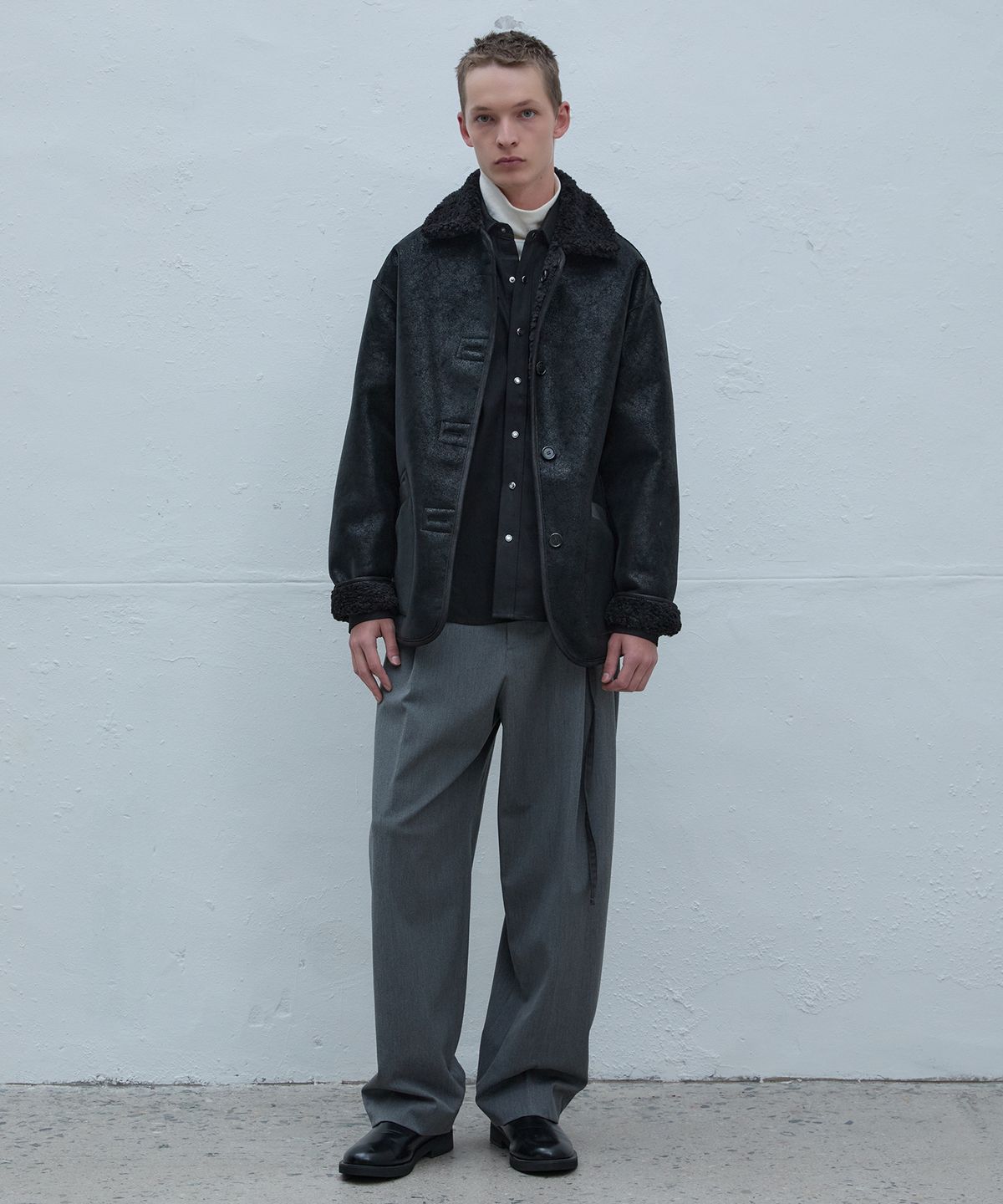 앤드로스(ANDROS) Reversible Button Mustang Jacket (Black)