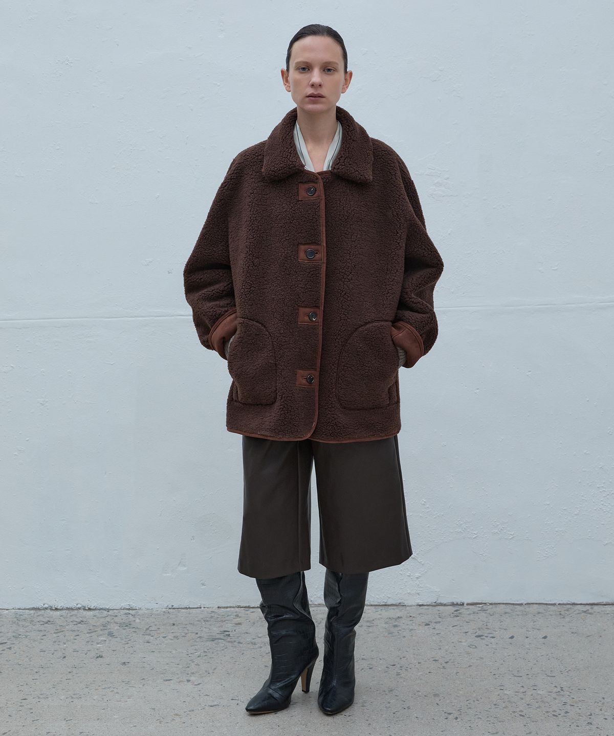 앤드로스(ANDROS) Reversible Suede Button Mustang Jacket (Dark Brown)
