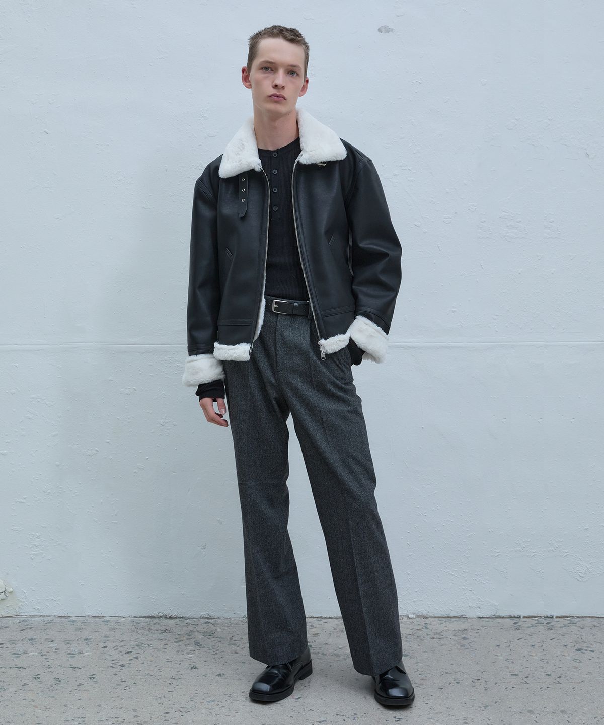 앤드로스(ANDROS) B-3 Shearling Jacket (Black/White)
