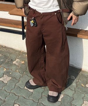 TX305 커브드 배기 벌룬 데님 (브라운)