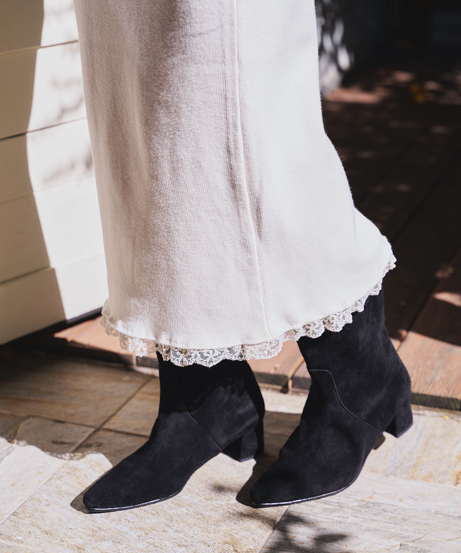 Rêve Collection 43 Mystery sparks fantasy, and fantasy awakens your deepest desires