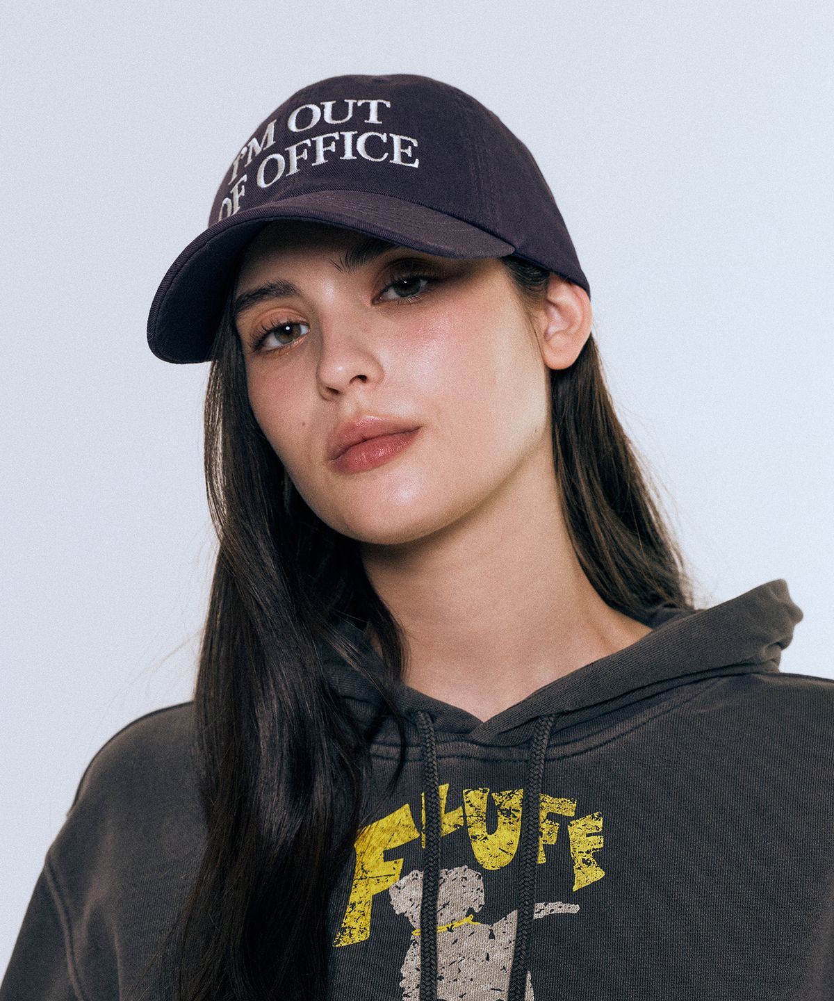 베스티리아(VESTIRYA) Witty Lettering Ball Cap Navy
