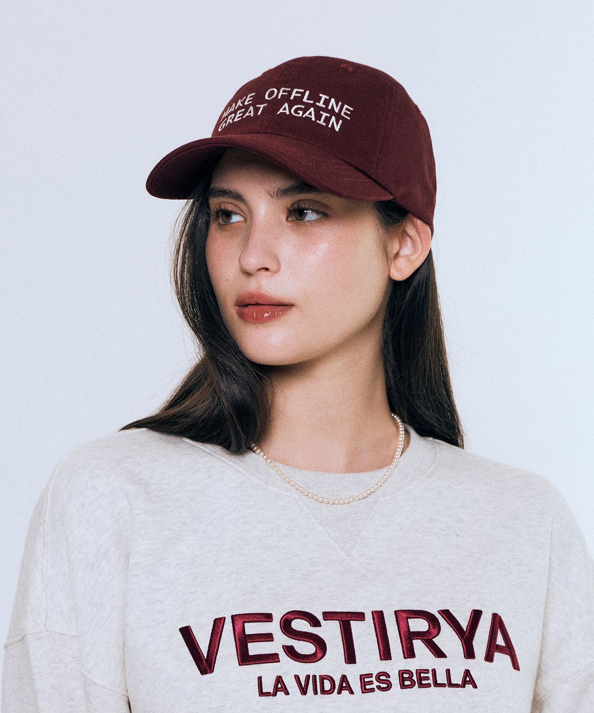 베스티리아(VESTIRYA) Witty Lettering Ball Cap Burgundy