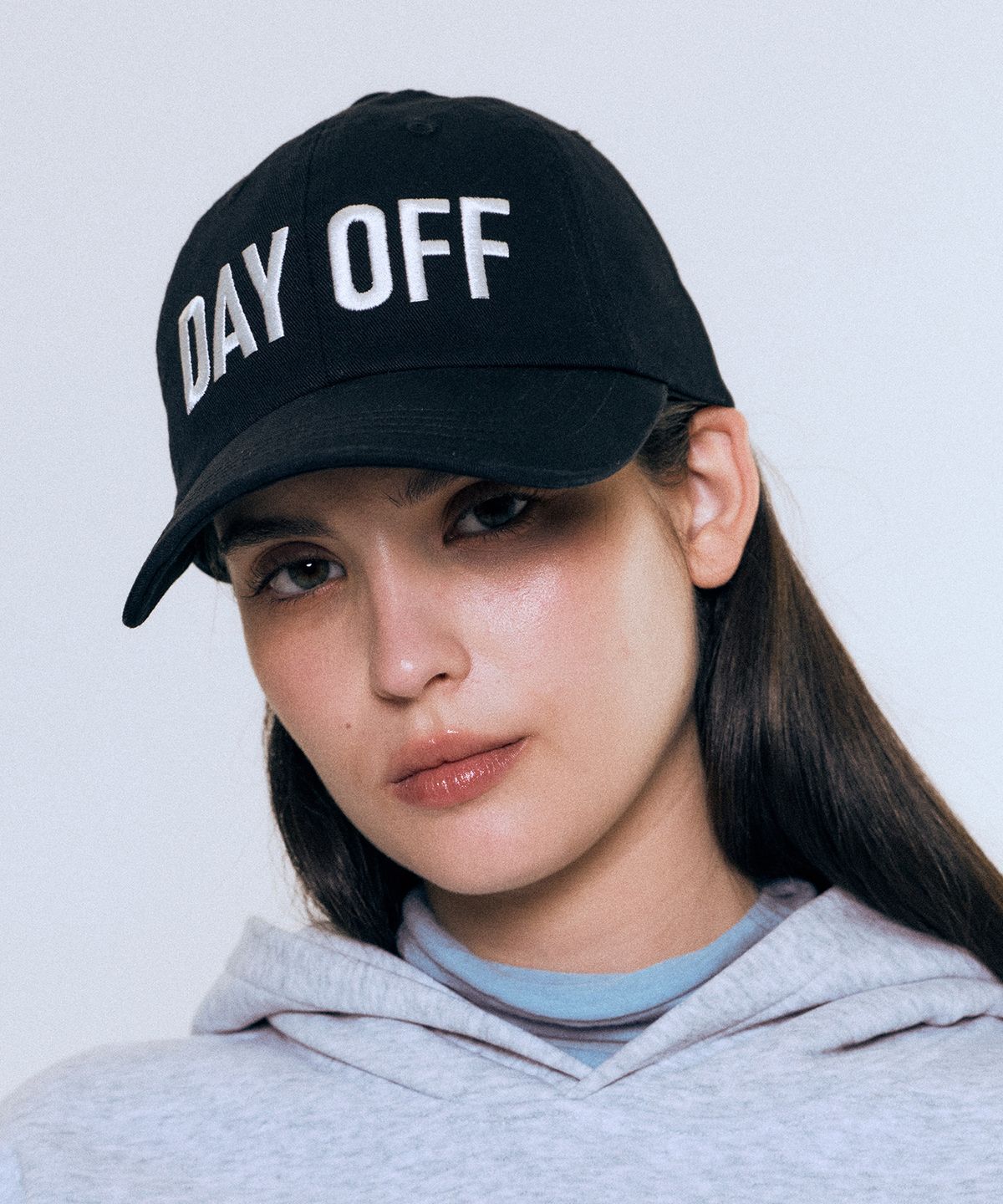 베스티리아(VESTIRYA) Witty Lettering Ball Cap Black