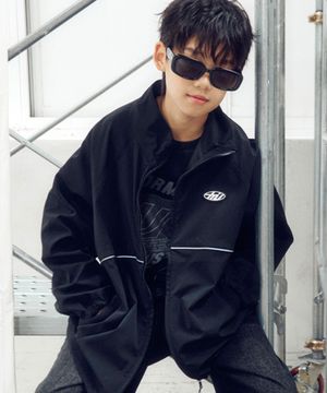 스포티 배색 점퍼