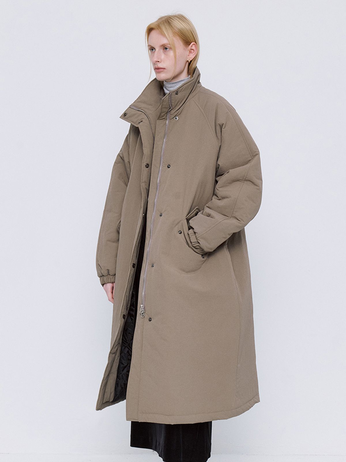 르세지엠(LESEIZEME) Classic Soft Long Padding Coat - KhakiBeige