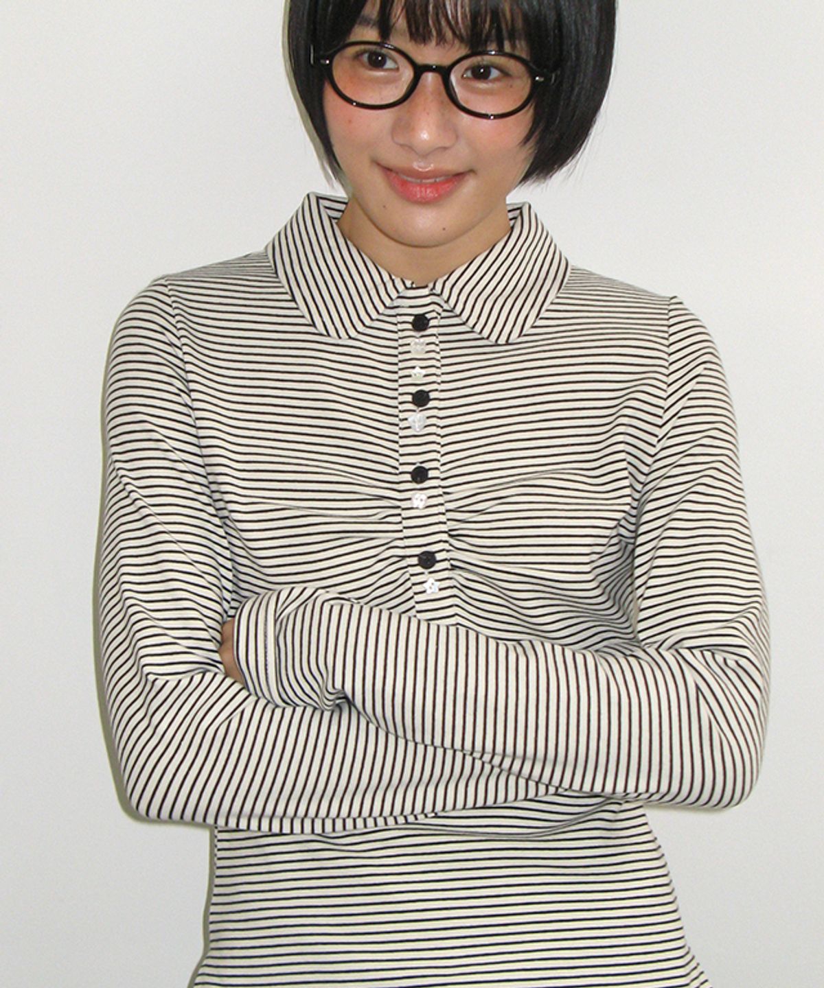 론론(RONRON) SHIRRING STRIPE BUTTON LONG SLEEVE IVORY BLACK