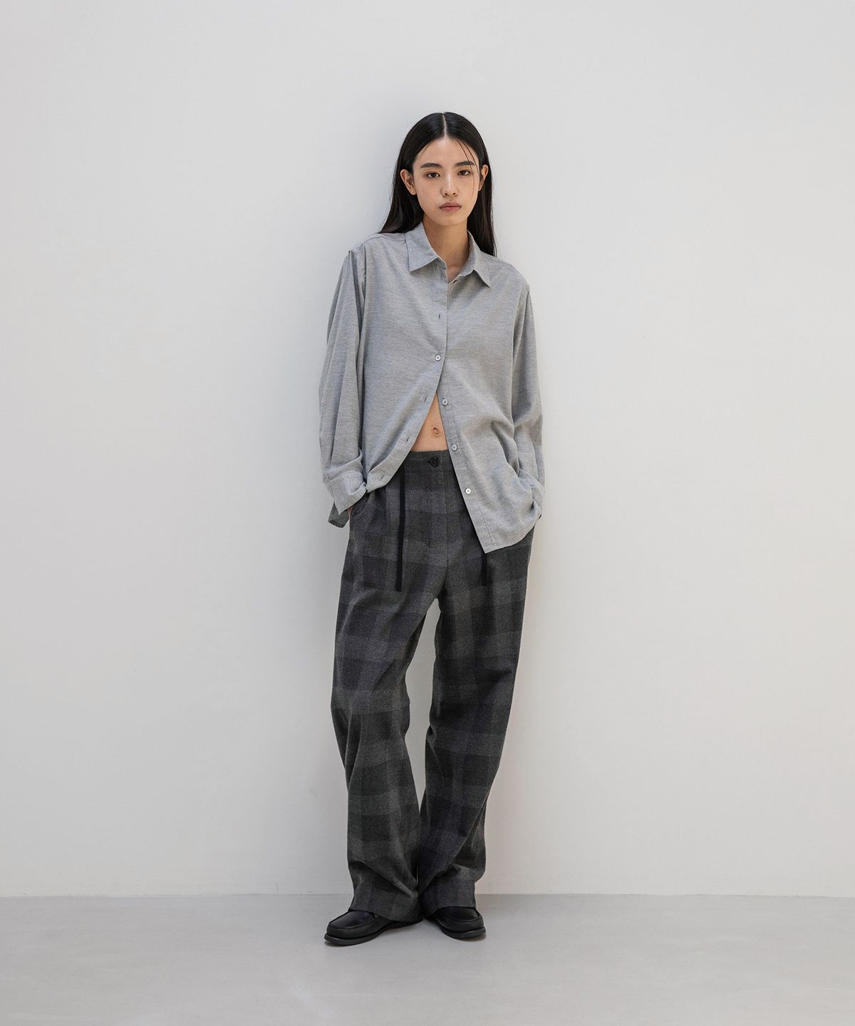 어나더오피스 우먼(ANOTHER OFFICE WOMEN) w. Yark wool Tie-up Easy Pants (Charcoal Check)