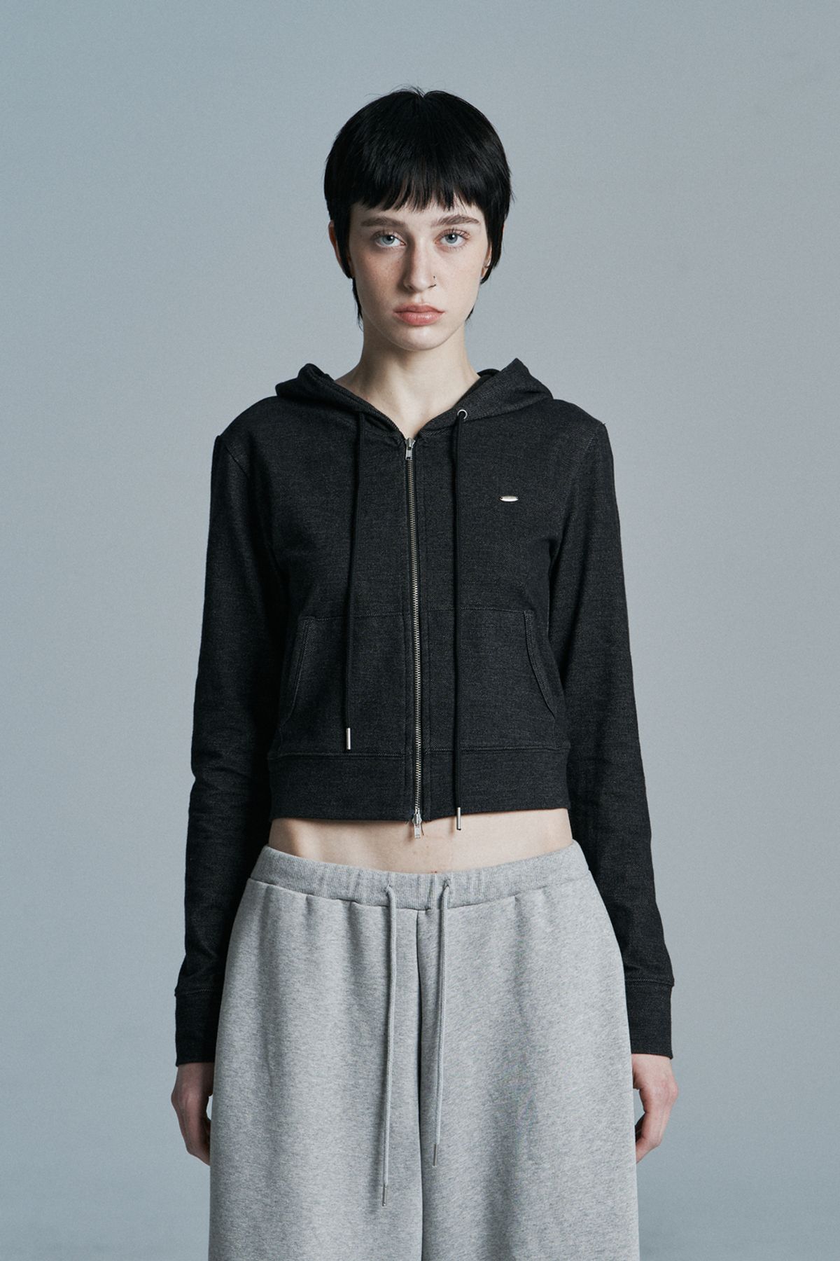 시너진(SYNERJYN) INDIGO SLIM DENIM ZIP UP BLACK