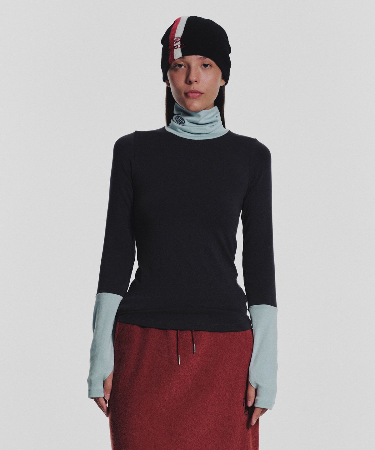 미나수(MENASOO) Track Warmer Color Turtleneck T Shirt_Charcoal