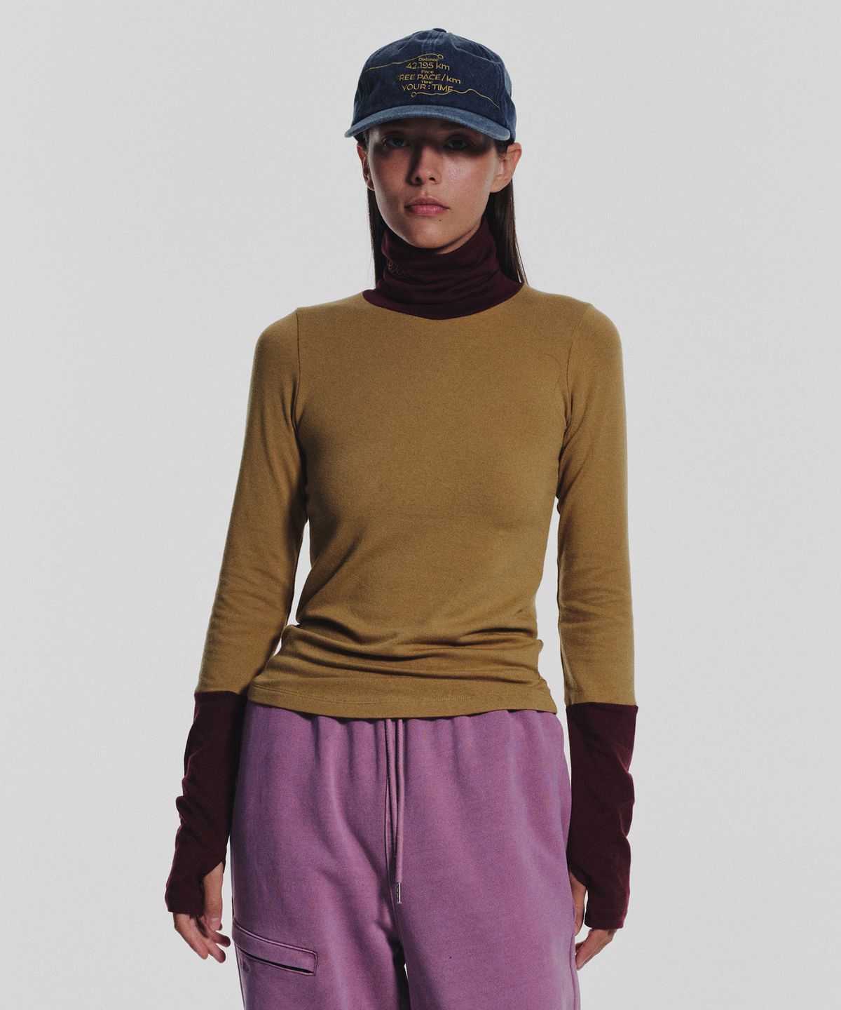 미나수(MENASOO) Track Warmer Color Turtleneck T Shirt_Mustard