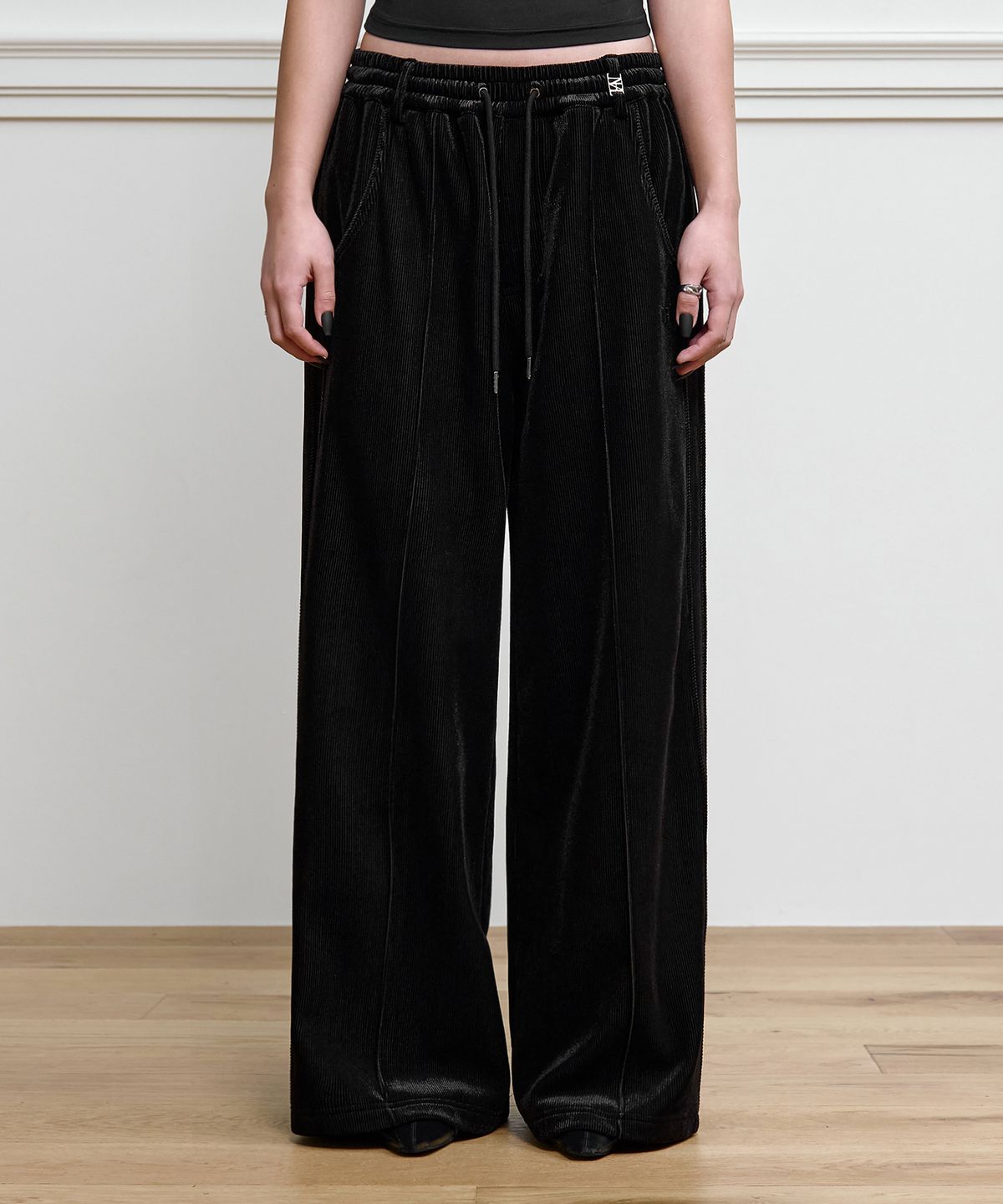 트리밍버드(TREEMINGBIRD) Velour Jersey Set-up Pants [ Black ]