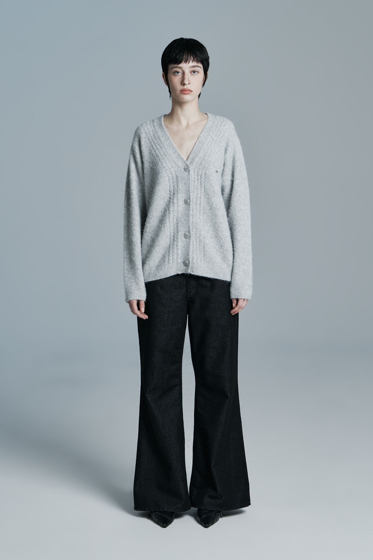 시너진(SYNERJYN) JOY KNIT CARDIGAN GRAY