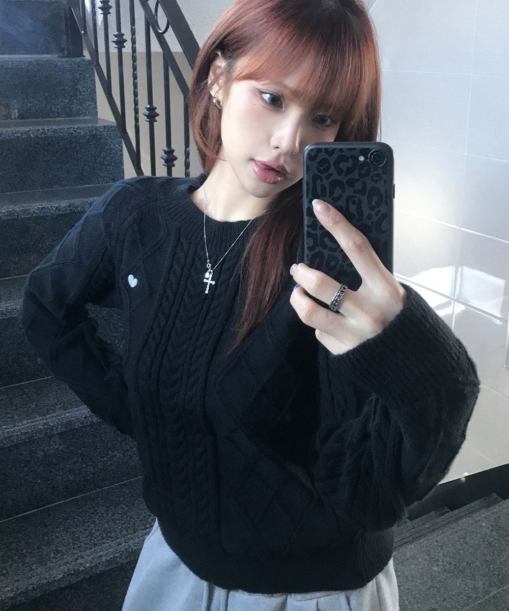 칙스(CHICKS) 헤이즈 케이블 래글런 니트 블랙 - 사이즈 & 후기 | 무신사