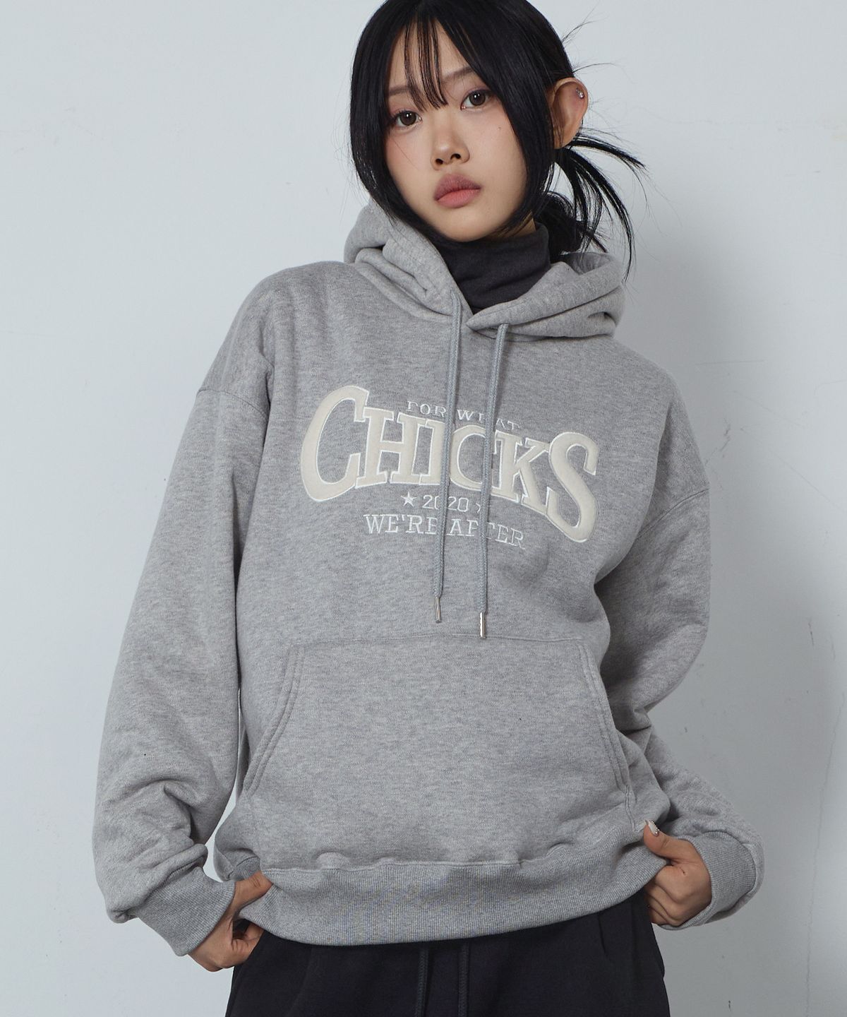 칙스(CHICKS) 컬리지 플리스 양털 후드 멜란지