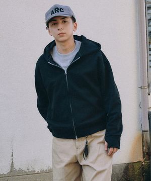 코어 크롭 핑거 홀 후드 집업 [블랙]