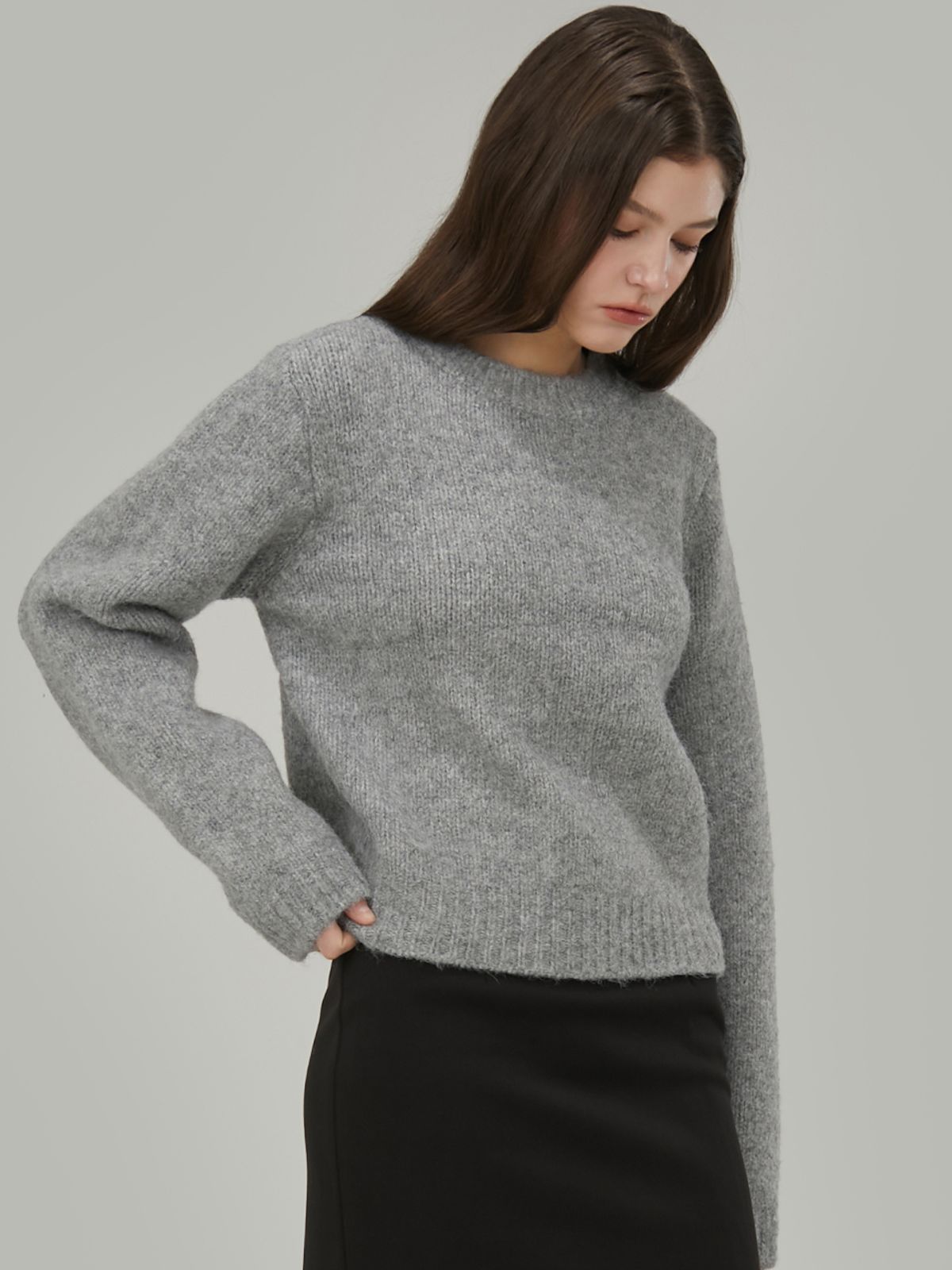 지앤지비(GNGB) 소프트 Wool 라운드 니트_Gray