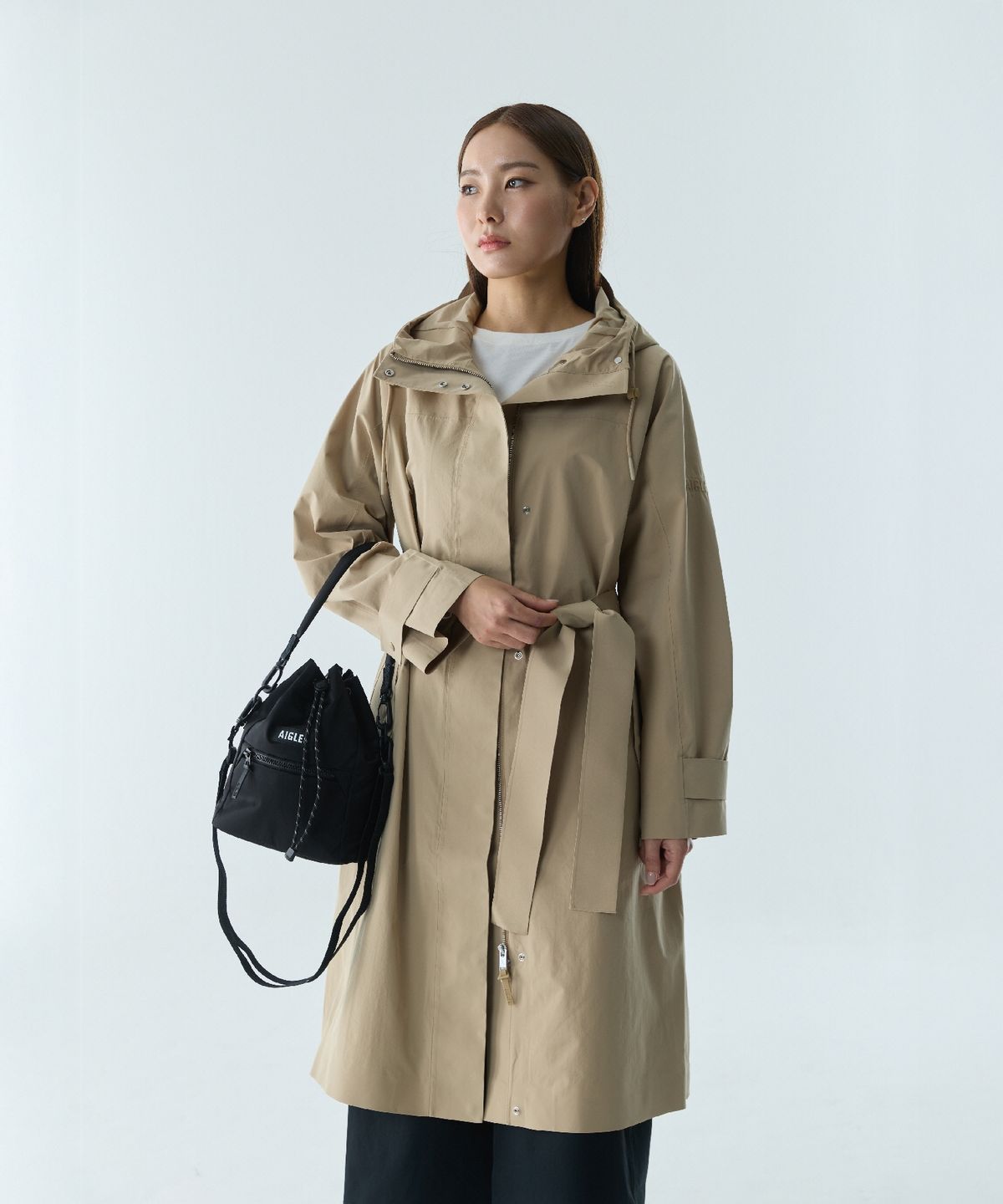 에이글(Aigle) 여성 미드 트렌치 코드 MTD AIW25WOUT010OSI