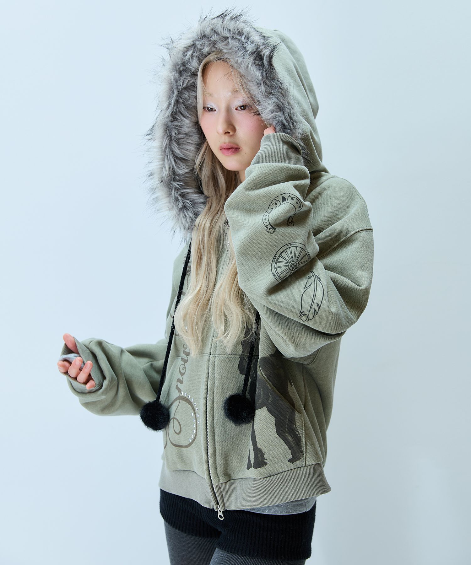 MUSINSA公式 | LARTIGENT L21 SNOW FUR HOOD ZIP-UP(KHAKI)